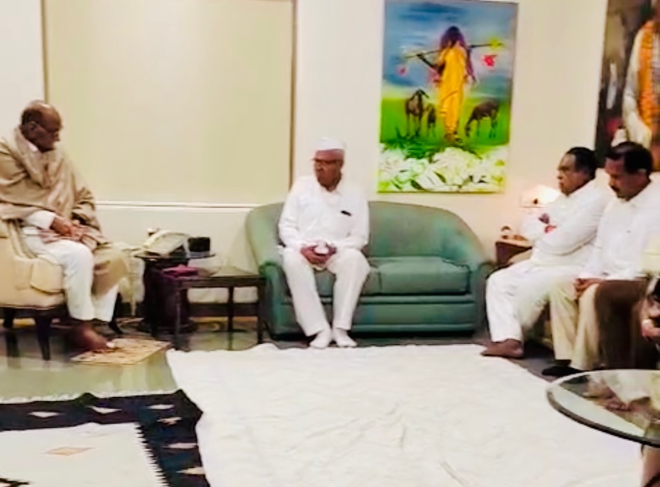 Discussion meeting at residence with local representatives